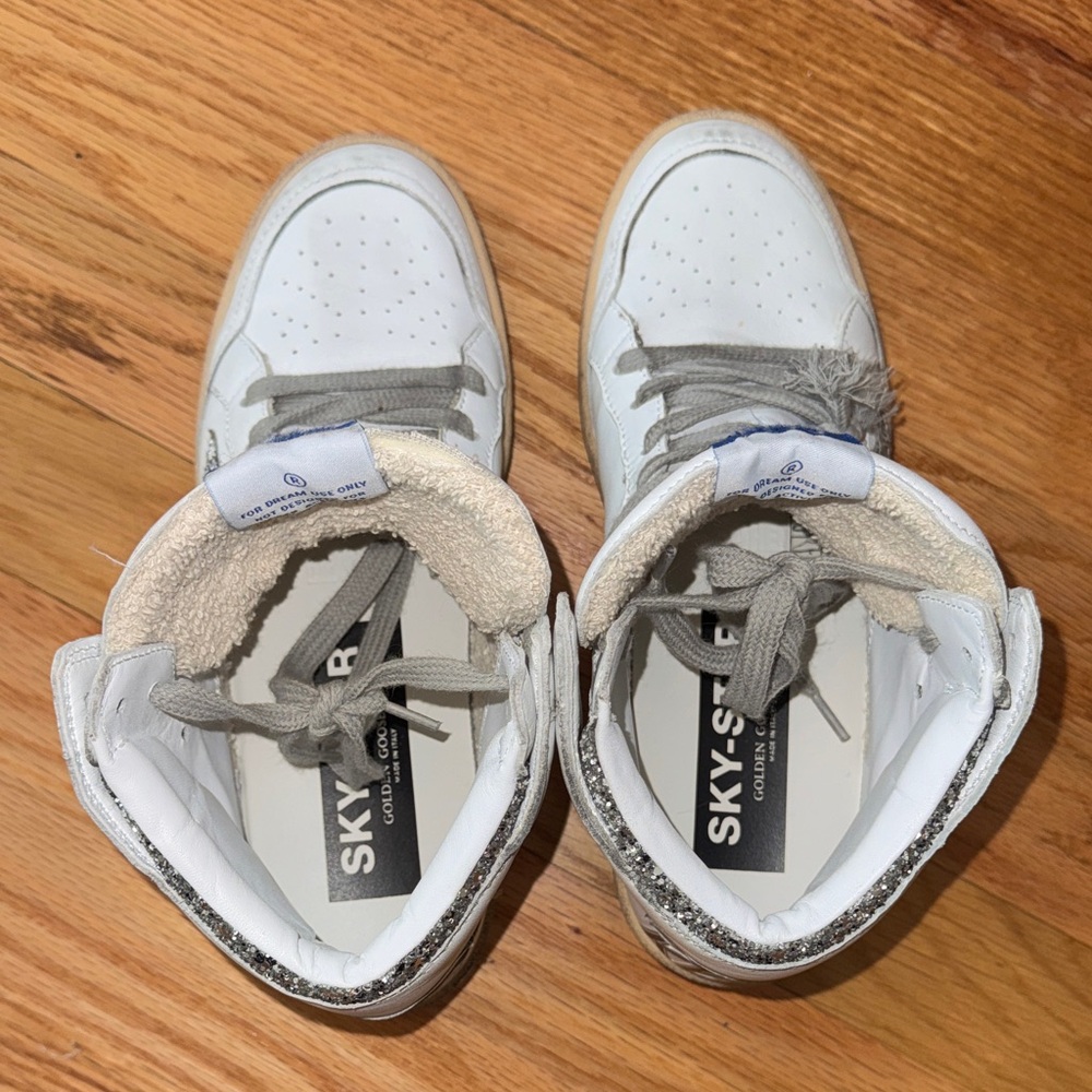 Golden Goose White Sneakers with Silver Star - Picture 6 of 10